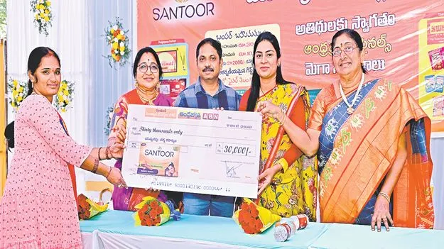 Sankranti Traditions: రంగుల హరివిల్లు