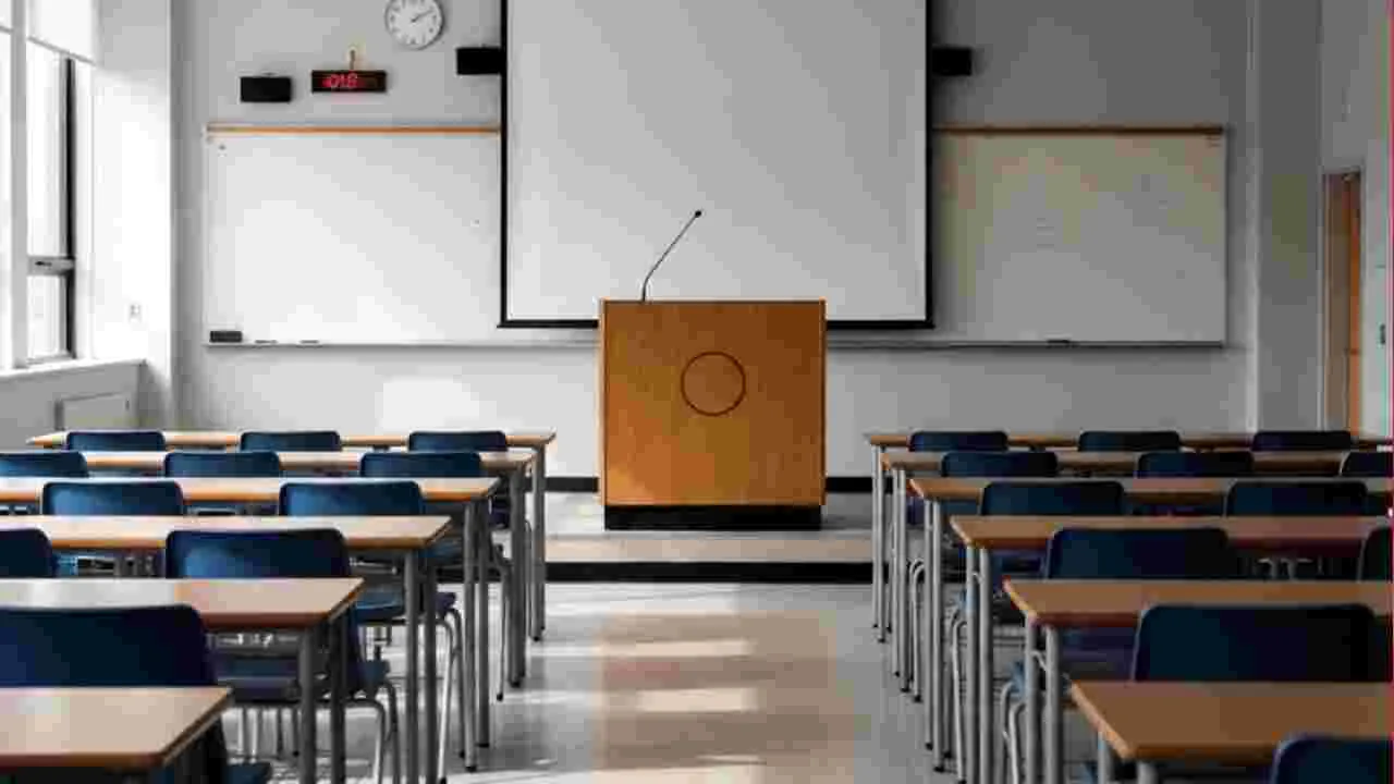 UP Government: వారాణసీ స్కూళ్లలో తమిళం తరగతులు!