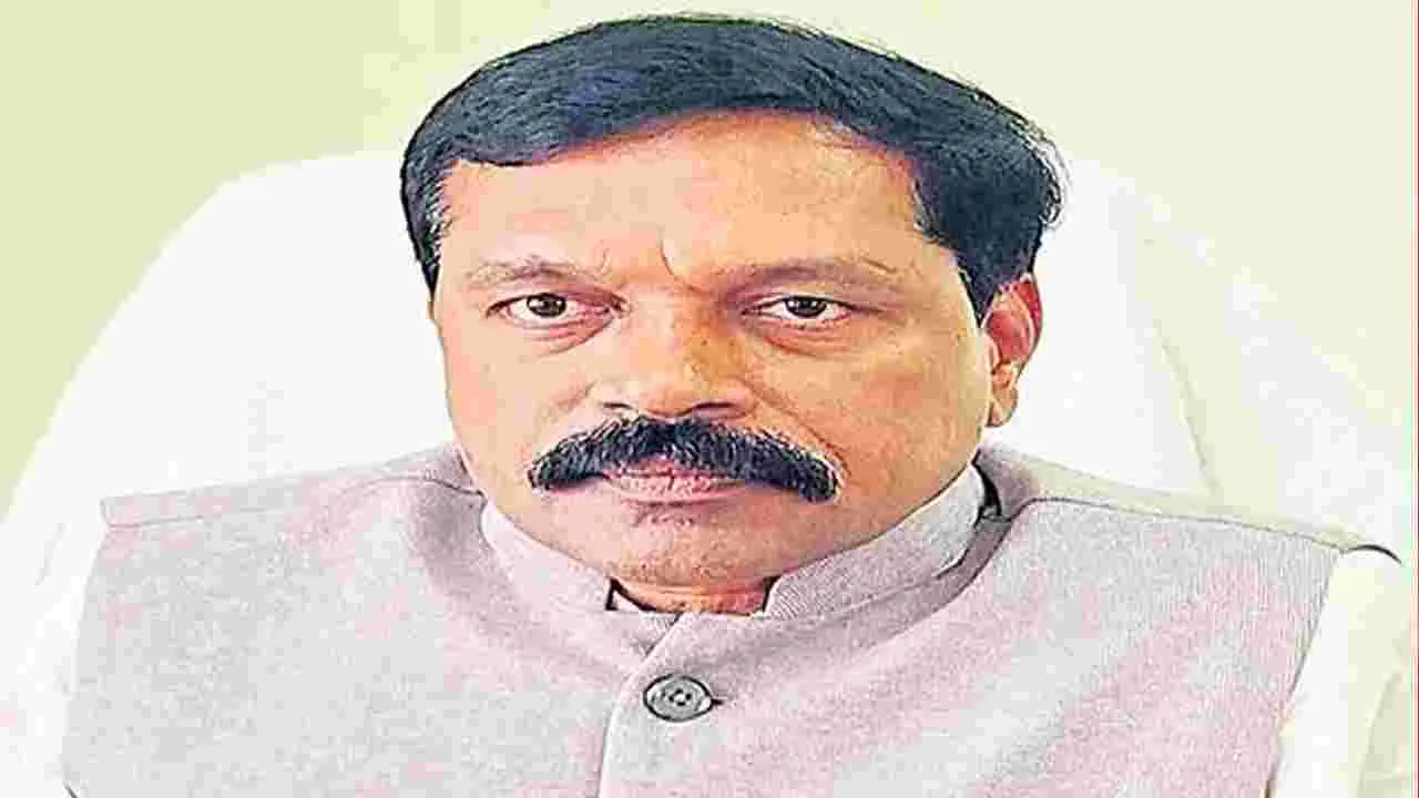 AP Veterinary Council Chairman: పశువైద్య వృత్తిదారులకు మార్చి వరకు పాత ఫీజులే: వెటర్నరీ కౌన్సిల్‌