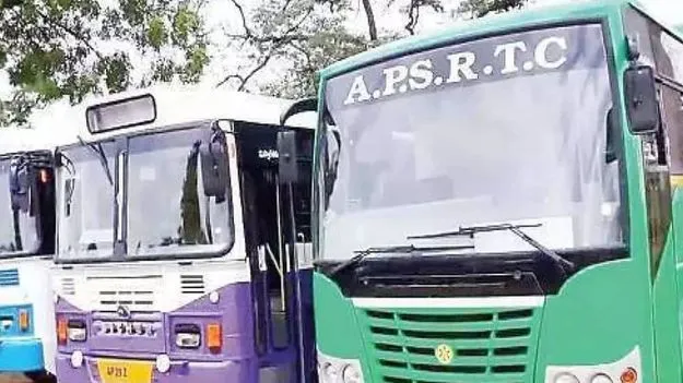 ప్రత్యేక సర్వీసుల్లో అదనపు చార్జీలు ఉండవు: ఆర్టీసీ