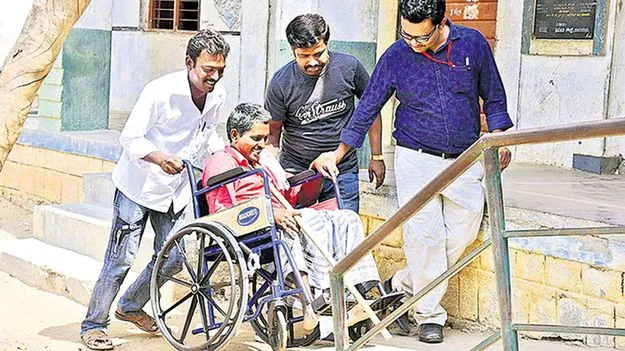 AP High Court: దివ్యాంగులకు ప్రత్యేక రిజర్వేషన్‌ కోసం పిల్‌