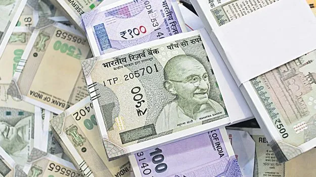 Sankranti Bonanza: ఉద్యోగులు, కాంట్రాక్టర్లకు సంక్రాంతి కానుక