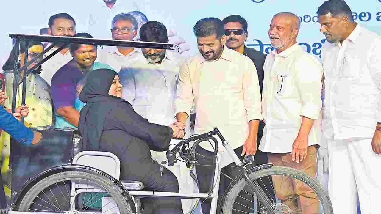 CM Revanth Reddy: జిల్లాల హేతుబద్ధీకరణకు