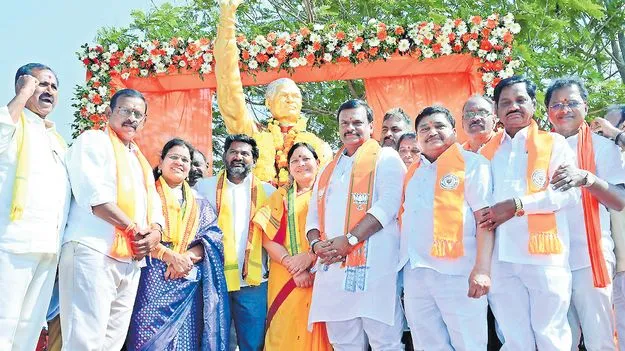 అజాతశత్రువు వాజపేయి: మాధవ్‌