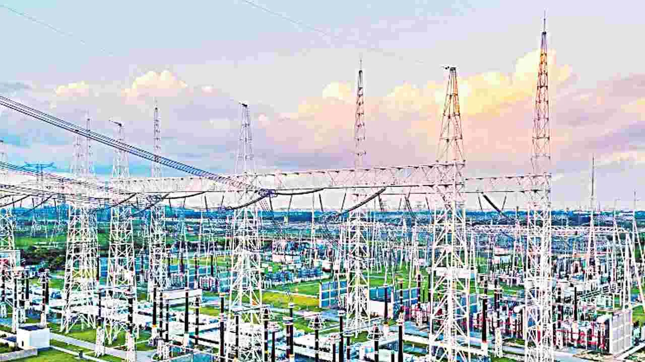 Telangana Power Debt: తెలంగాణ విద్యుత్‌ సంస్థల అప్పులు.. రూ.1,02,328 కోట్లు