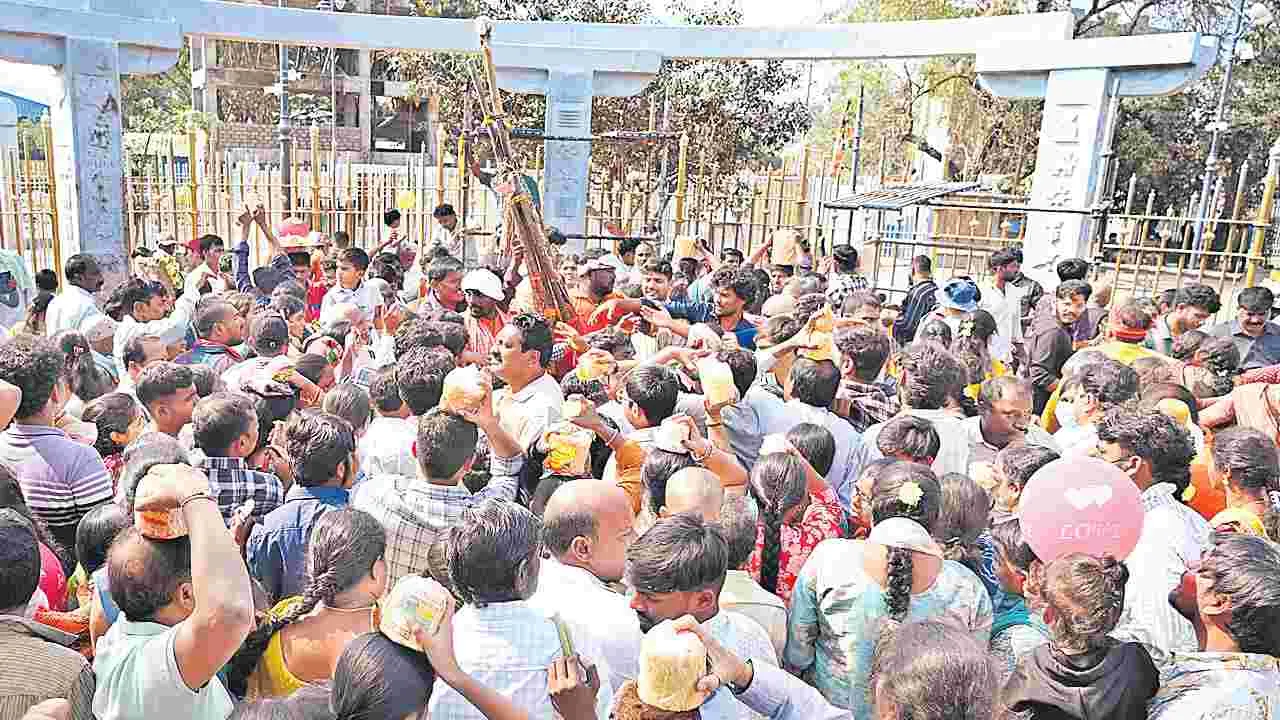 Mulugu District: మేడారం మహాజాతరకు అంకురార్పణ