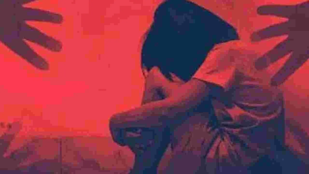 Yadadri Bhongir: బాలికపై లైంగిక దాడి నిందితుడి ఇంటికి నిప్పు