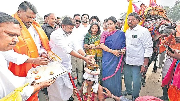 Deputy CM Bhatti Vikramarka: ఇంటిగ్రేటెడ్‌ రెసిడెన్షియల్‌ స్కూళ్లు ప్రభుత్వ డ్రీమ్‌ ప్రాజెక్ట్‌ 