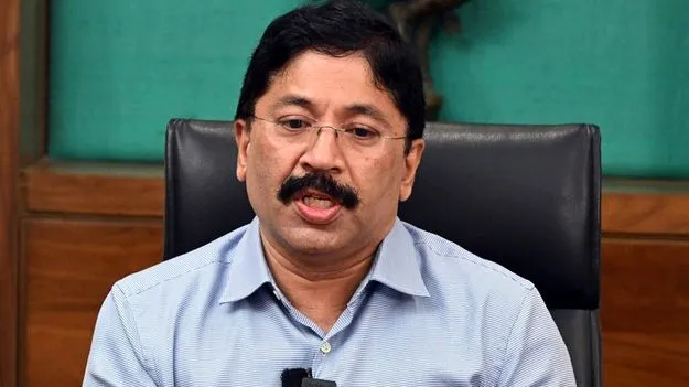 ఉత్తరాదిలో అమ్మాయిలను వంటగదికే పరిమితం చేస్తున్నారు: దయానిధి