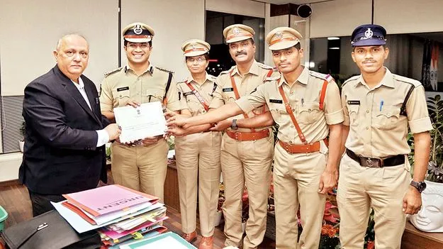 పెద్దకడుబూరు పోలీస్‌ స్టేషన్‌కు జాతీయ అవార్డు 