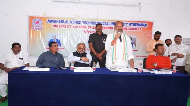 జేఎన్‌టీయూ కళాశాలలో సమస్యల పరిష్కారానికి కృషి