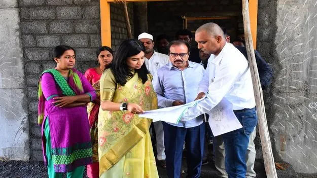 ఇందిరా మహిళా శక్తి భవన నిర్మాణ పనులు త్వరగా పూర్తి చేయాలి