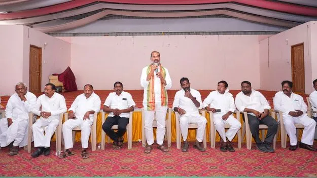 వేములవాడ మున్సిపల్‌పై కాంగ్రెస్‌ జెండాను ఎగరవేయాలి