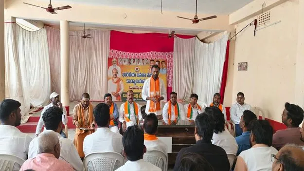 అభ్యర్థుల గెలుపునకు కృషి చేయాలి