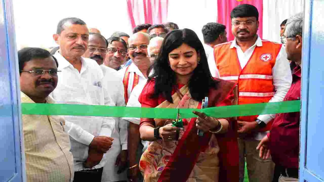 డే కేర్‌ సెంటర్‌ సేవలు వినియోగించుకోవాలి