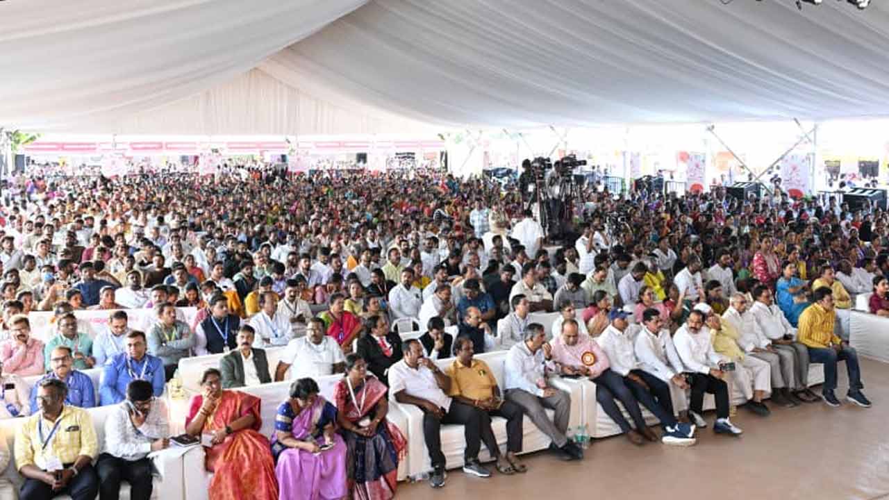 AP Dwakra Mela 2026: గుంటూరులో సరస్ మేళా కార్యక్రమంలో పాల్గొన్న ముఖ్యమంత్రి చంద్రబాబు