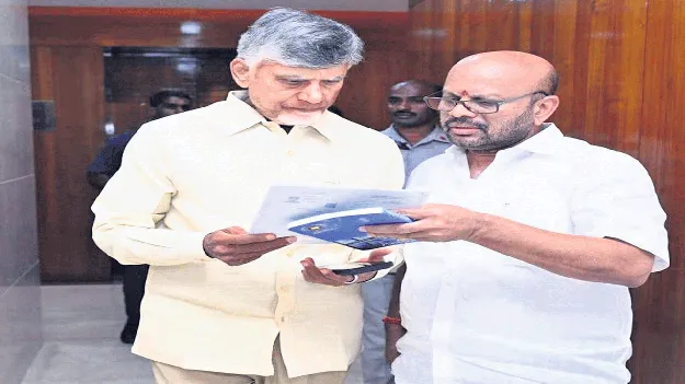 ఆరోగ్యశ్రీలో అదనపు వసూళ్లు..  ఐఏఎస్‌తో విచారణ జరిపించాలి