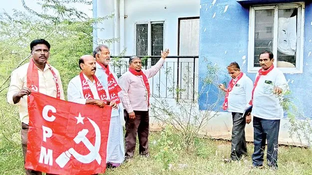 కనీస సౌకర్యాలు కల్పించాలి: సీపీఎం