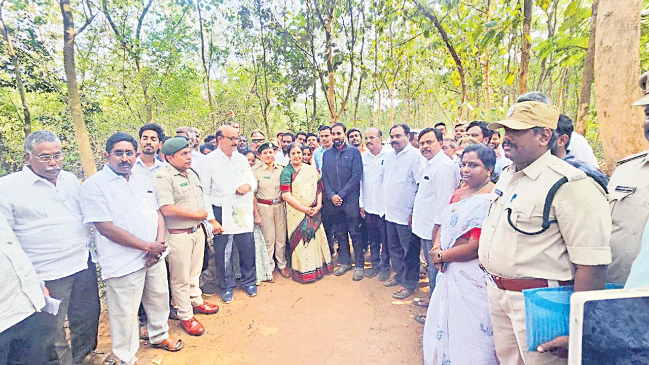 త్వరలో దివాన్‌చెరువు వద్ద జూపార్క్‌