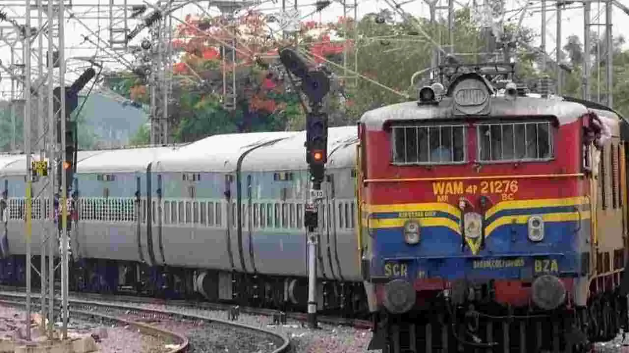 Sankranti Special Trains: పండుగకు రెండు ప్రత్యేక రైళ్లు..