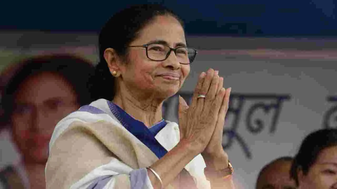 Mamata Banerjee: ఎస్ఐఆర్ కోసం బీజేపీ యాప్.. ఈసీపై మమత సంచలన ఆరోపణ