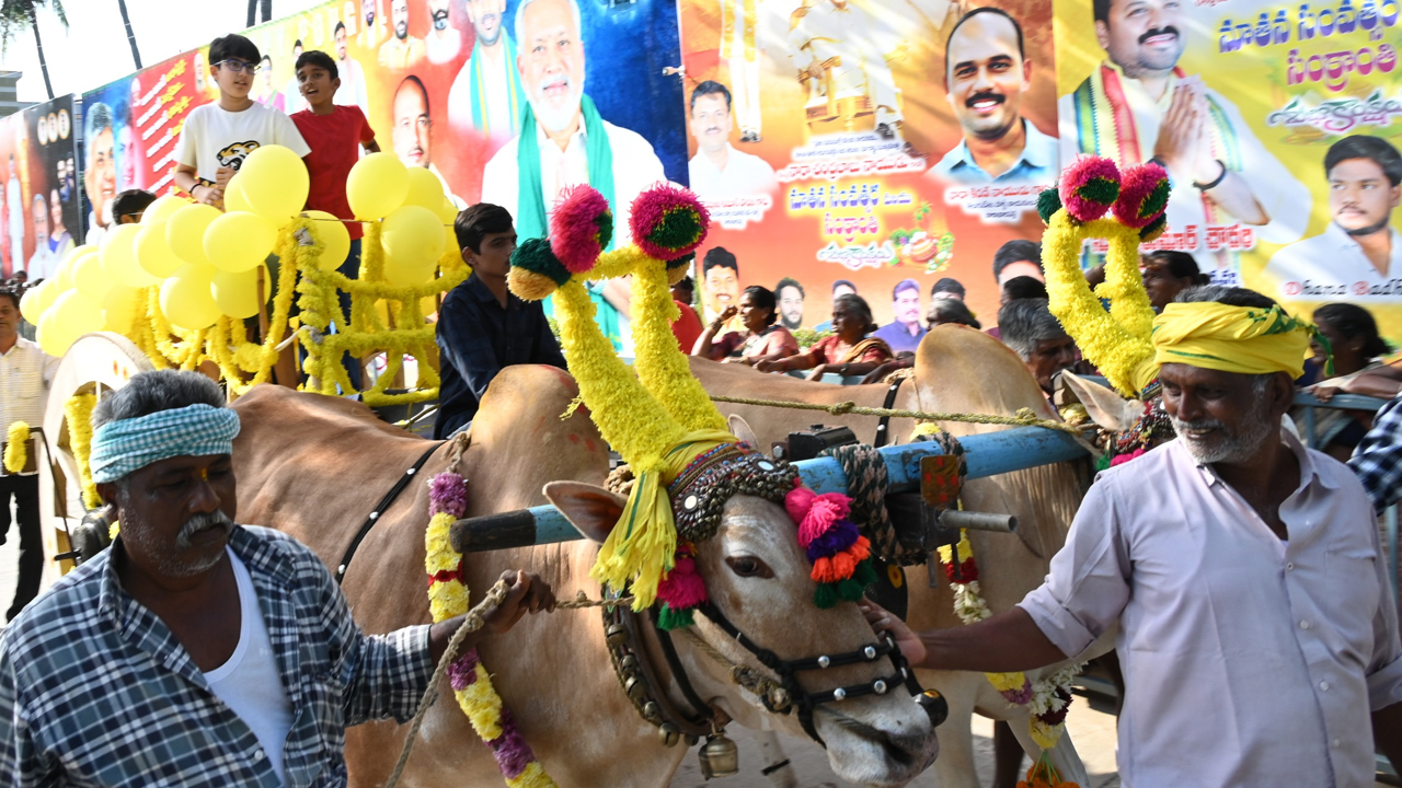 నారావారి పల్లెలో దేవాన్ష్ సందడి..