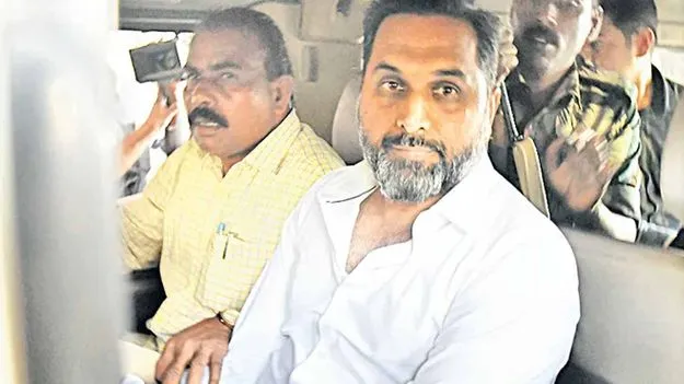 Raj Kasireddy: విజయవాడ ప్రభుత్వాస్పత్రికి రాజ్‌ కసిరెడ్డి..