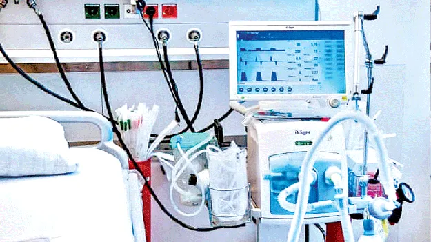 A check on extortion in private medicine ప్రైవేటు వైద్యంలో  దోపిడీకి చెక్‌