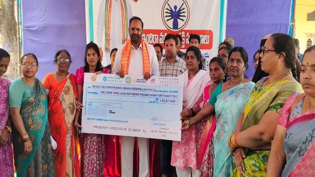  మహిళలను కోటీశ్వరులను చేయడమే ప్రభుత్వ ధ్యేయం