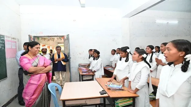 kumaram bheem asifabad- విద్యార్థులకు మెరుగైన విద్య అందించాలి