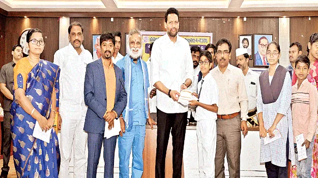 క్యాన్సర్‌ నియంత్రణకు అవగాహనే ఆయుధం