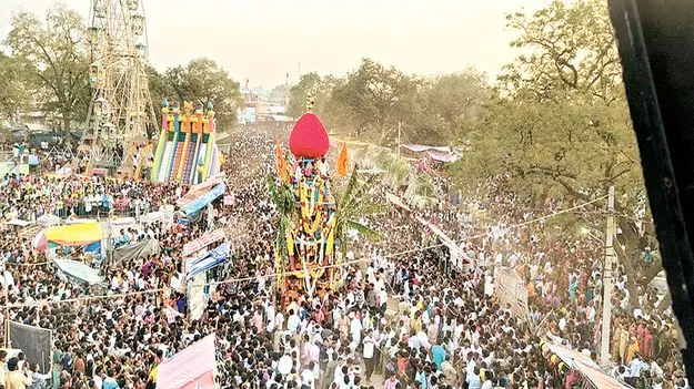       రమణీయం.. రేణుకా ఎల్లమ్మ రథోత్సవం 