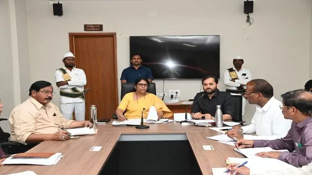 kumaram bheem asifabad- పాఠశాలల్లో పనులు త్వరగా పూర్తి చేయాలి