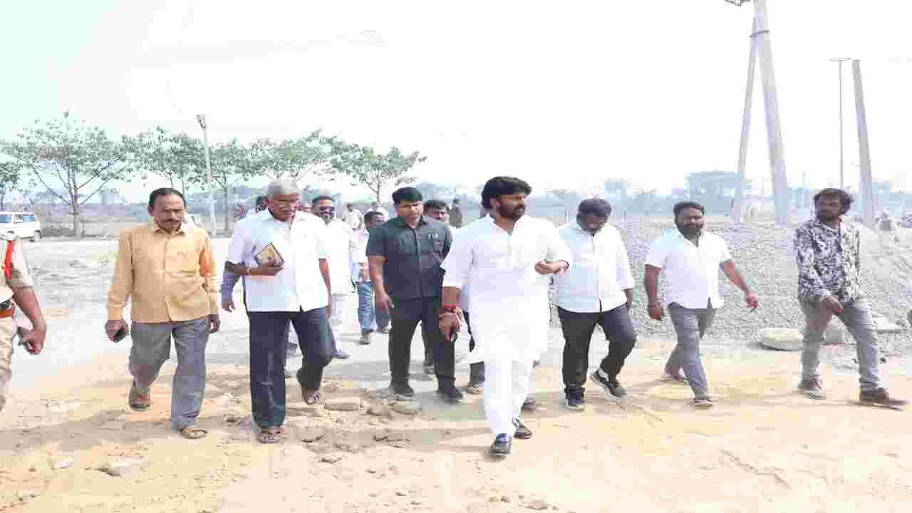 జాతర పనులను వేగవంతం చేయండి 