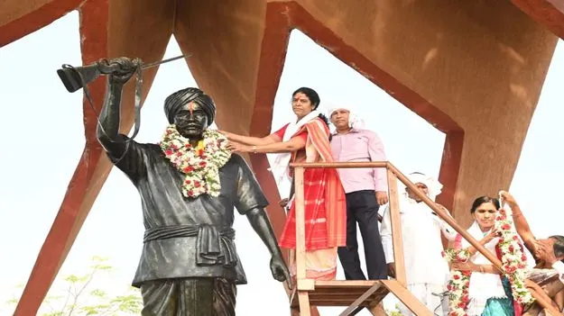 kumaram bheem asifabad- గిరిజనుల అభివృద్ధికి కృషి 