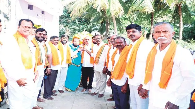 వైభవంగా అభయుడి శకటోత్సవం