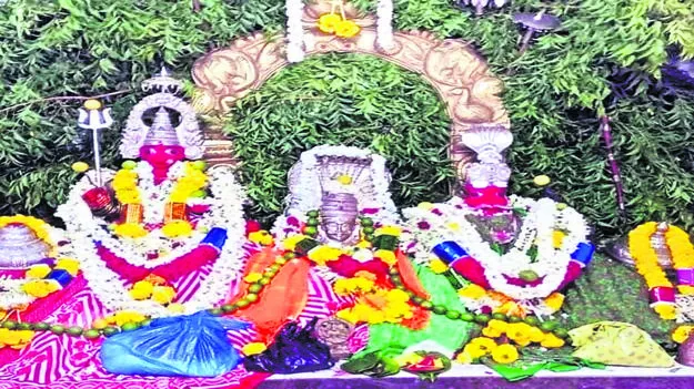 GOD: పెద్దమ్మకు బోనాలు