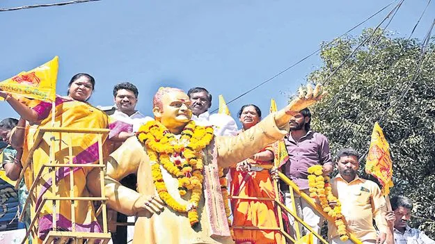 ఎన్‌టీఆర్‌కు ఘన నివాళి