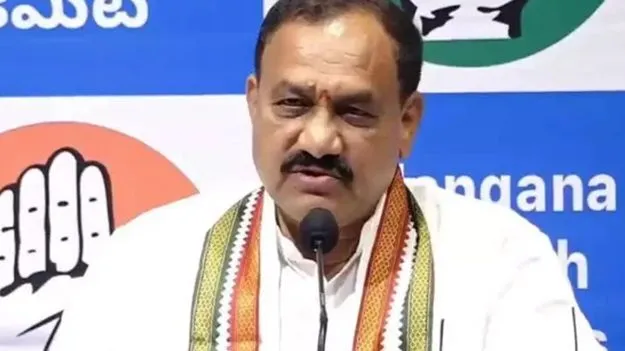 ఉద్యమ కేసులతో ట్యాపింగ్‌ కేసుకు పోలికా?