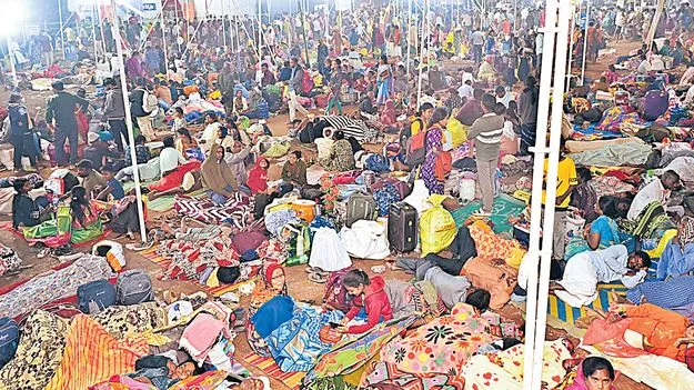 మహాజాతరలో ఆగ్రహ జ్వాల! 