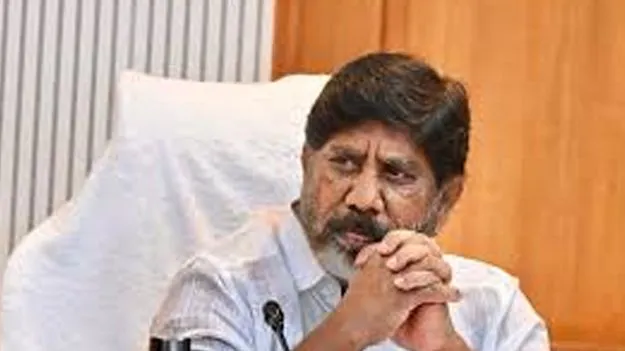 కార్పొరేట్‌ శక్తులపై కలిసి పోరాడుదాం