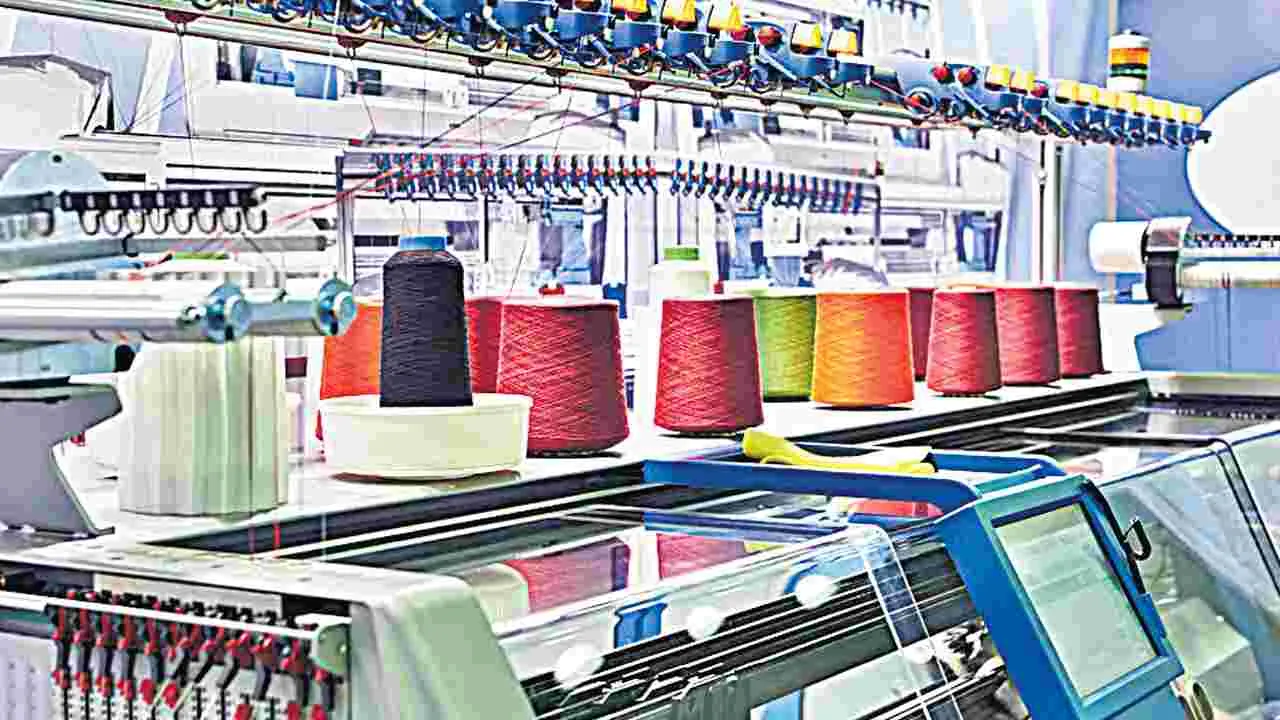 టెక్స్‌టైల్‌కు  మెగా  ఊపు | India Launches First Mega Textile Park to Boost Manufacturing , Value Addition , and Exports