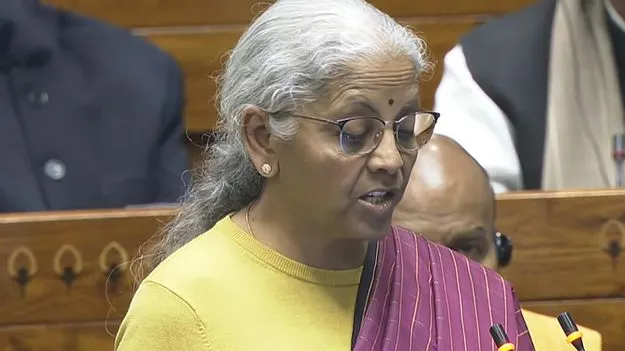 దేశంలో ఒక్కొక్కరి తలపై..రూ.1.34 లక్షల అప్పు!