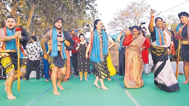 మేడారం పయనమైన పగిడిద్దరాజు 