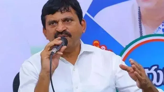 పదేళ్లు ప్రజలను విస్మరించారు