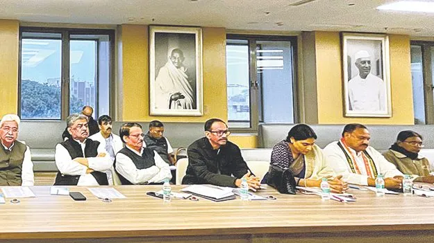 12 ఏళ్ల టెండర్లన్నీ తవ్వాలి