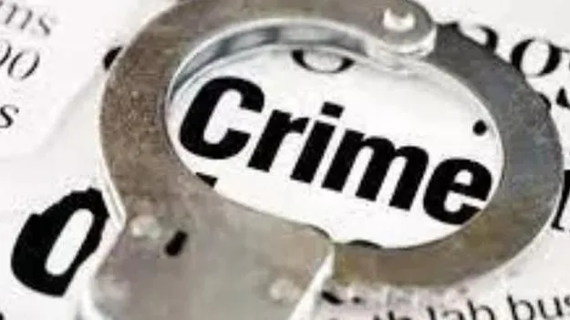 గుమస్తా నుంచి రూ.19.92 లక్షల దోపిడీ