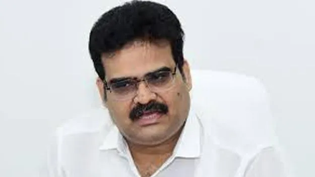 జగన్‌ పాలనలో 10 వేల కోట్ల నిధులు పక్కదారి