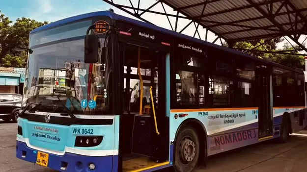 Low Floor Buses: అక్టోబరు నుంచి లో-ఫ్లోర్‌ సిటీ బస్సులు