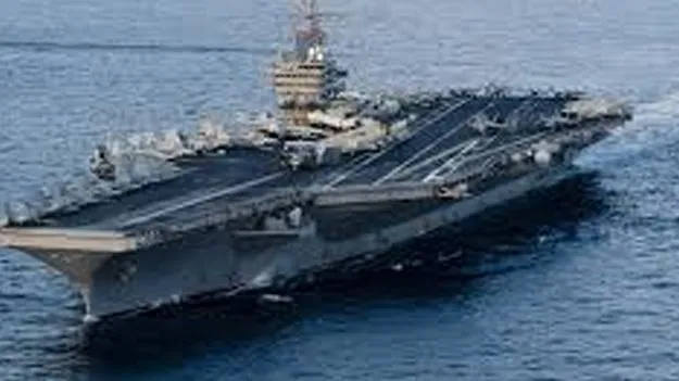 యూఎస్‌ఎస్‌ అబ్రహం లింకన్‌వైపుఇరాన్‌ డ్రోన్‌ 